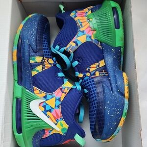 Nike Lebron Witness VII, Multicolor Athletic Shoes, 5.0Y